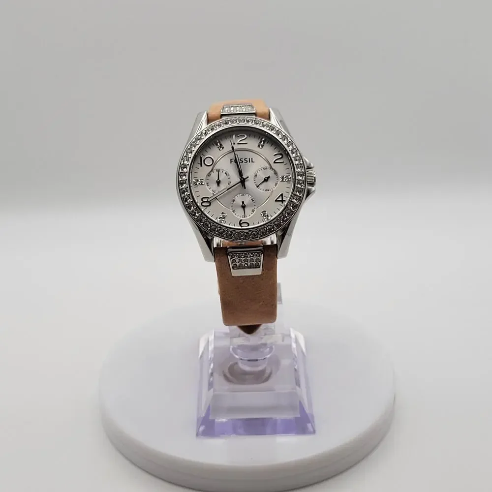 Fossil ES-3889 Womens Watch Crystal Bezel Silver Dial Tan Leather Strap New Batt